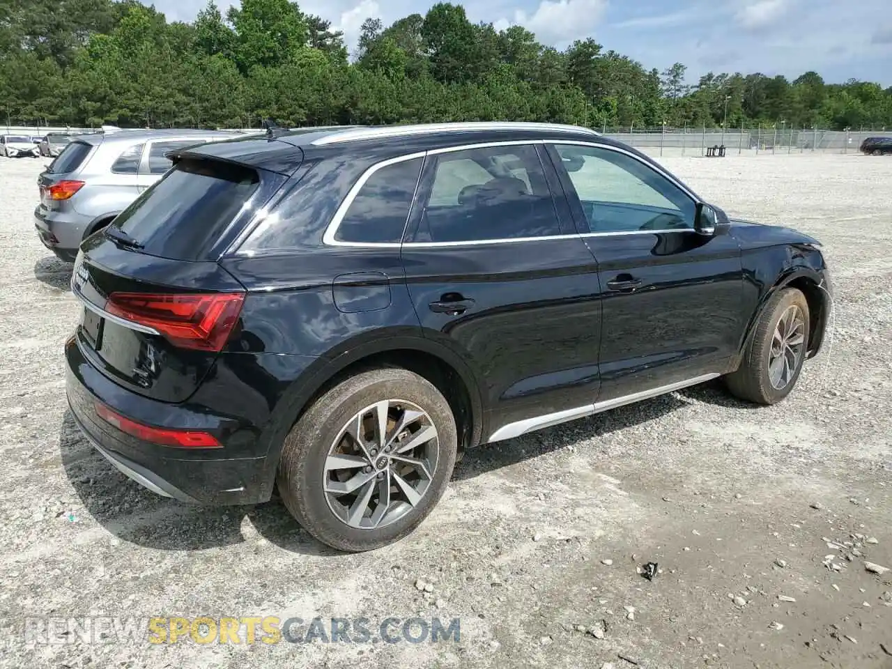 3 Photograph of a damaged car WA1BAAFY9M2127620 AUDI Q5 2021