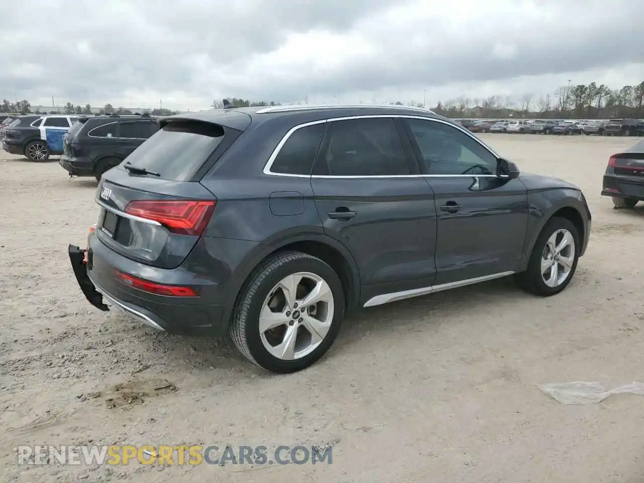 3 Photograph of a damaged car WA1BAAFY9M2132316 AUDI Q5 2021