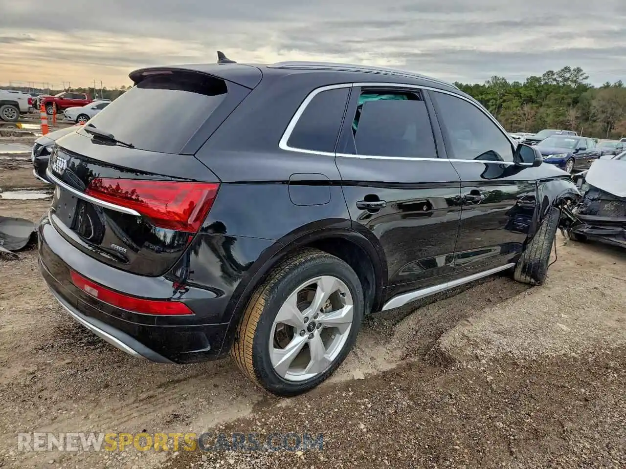 3 Photograph of a damaged car WA1BAAFYXM2006823 AUDI Q5 2021