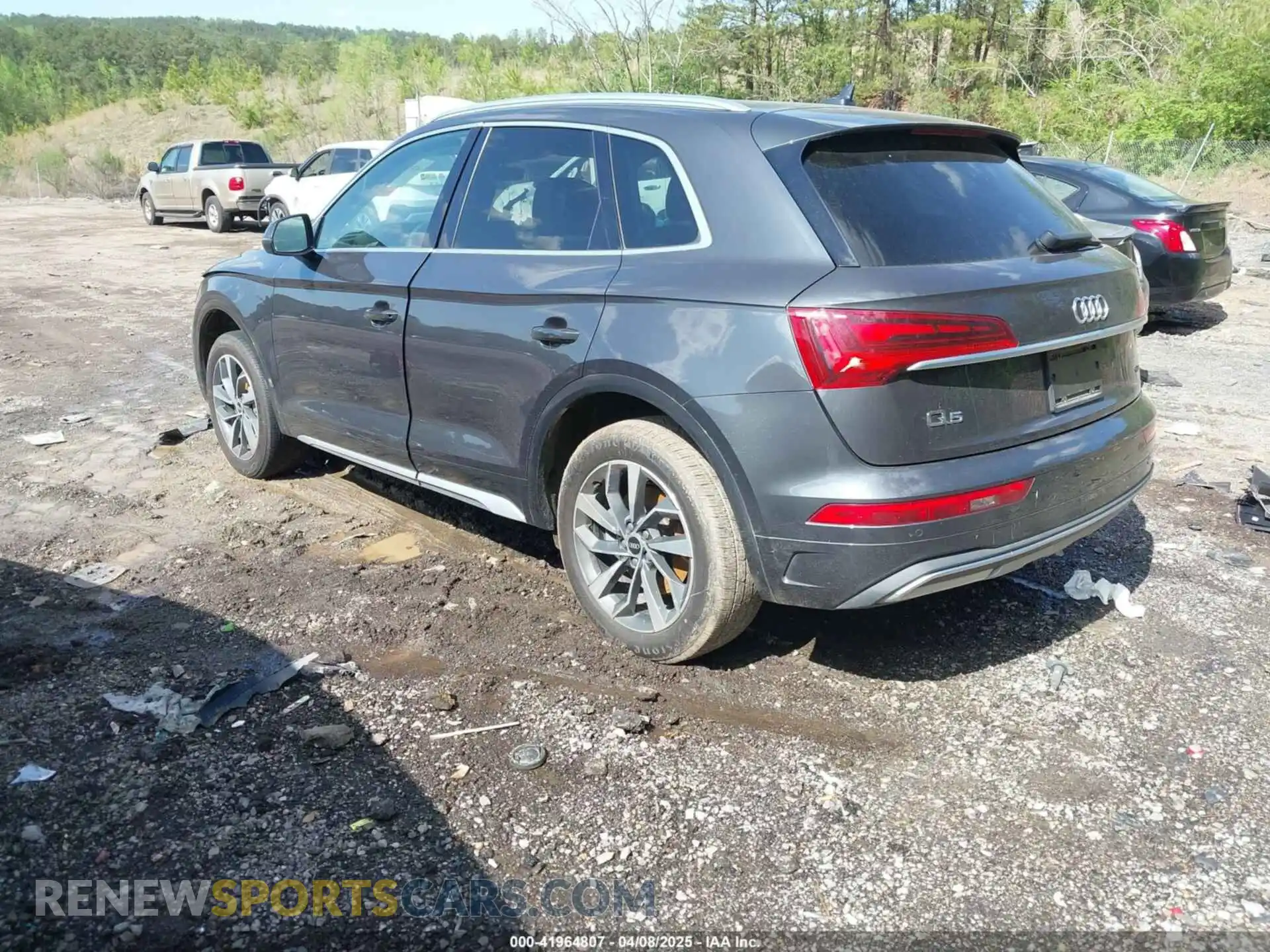 3 Фотография поврежденного автомобиля WA1BAAFYXM2013027 AUDI Q5 2021