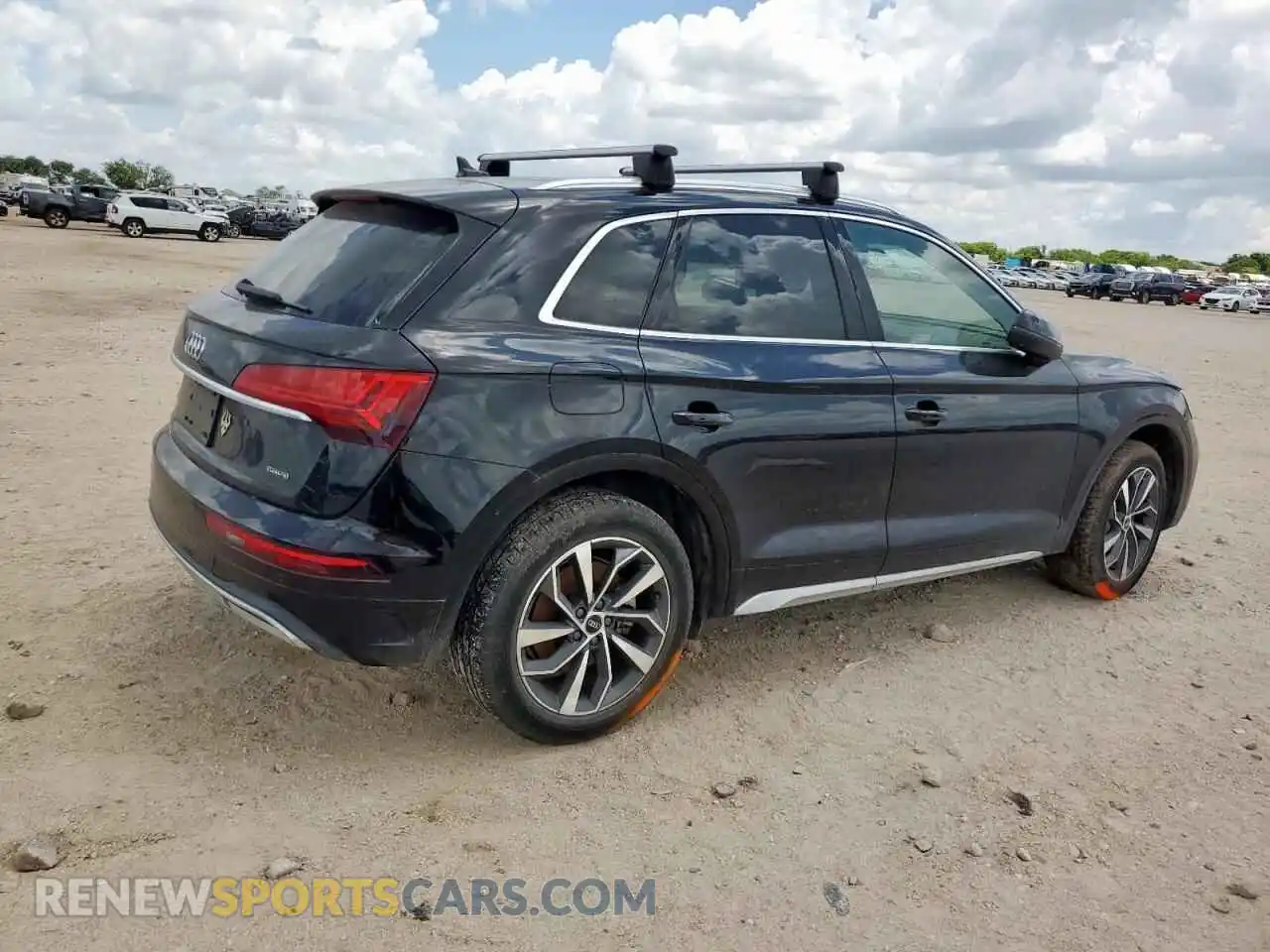 3 Photograph of a damaged car WA1BAAFYXM2019006 AUDI Q5 2021