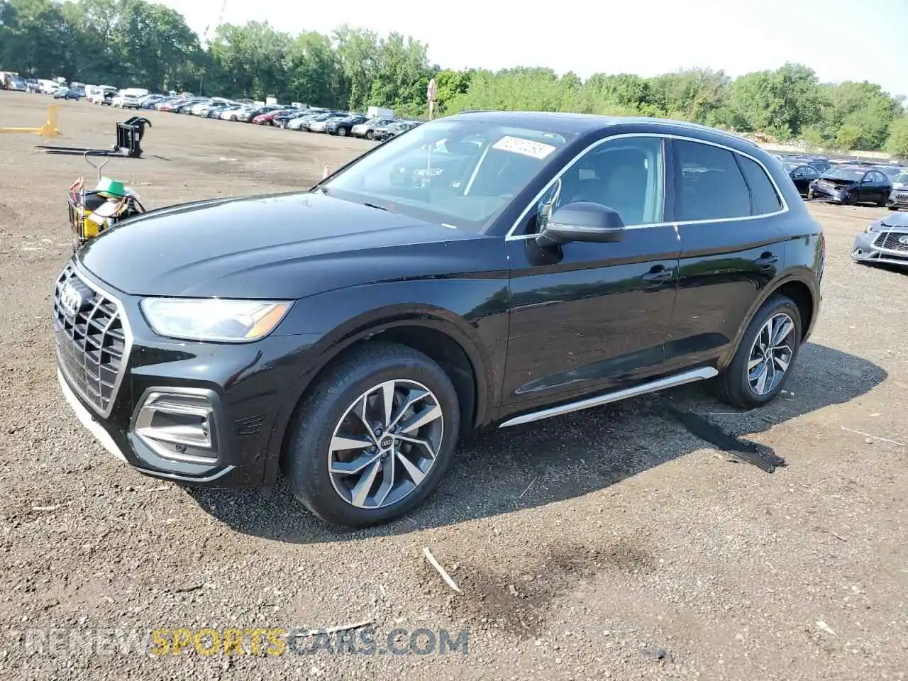 1 Photograph of a damaged car WA1BAAFYXM2025937 AUDI Q5 2021