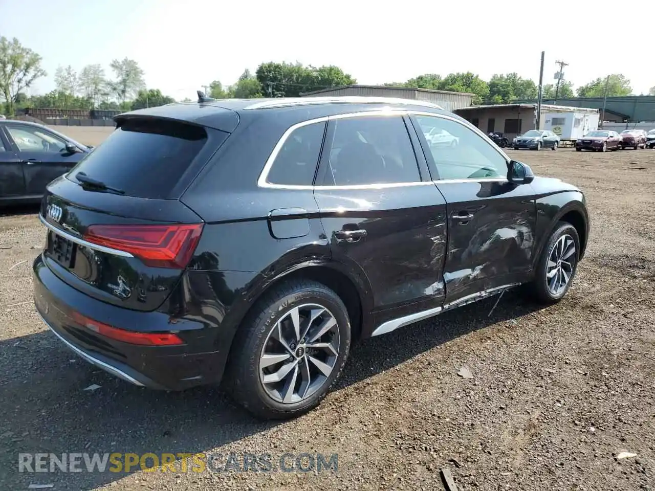3 Photograph of a damaged car WA1BAAFYXM2025937 AUDI Q5 2021