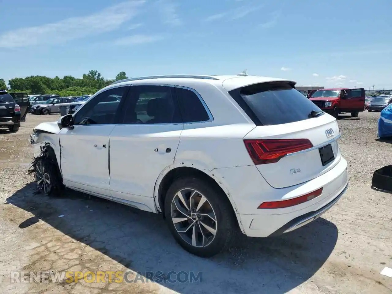 2 Фотография поврежденного автомобиля WA1BAAFYXM2084776 AUDI Q5 2021