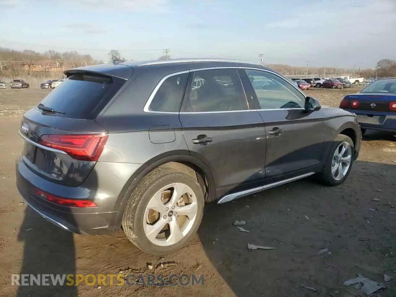 3 Photograph of a damaged car WA1BAAFYXM2094093 AUDI Q5 2021