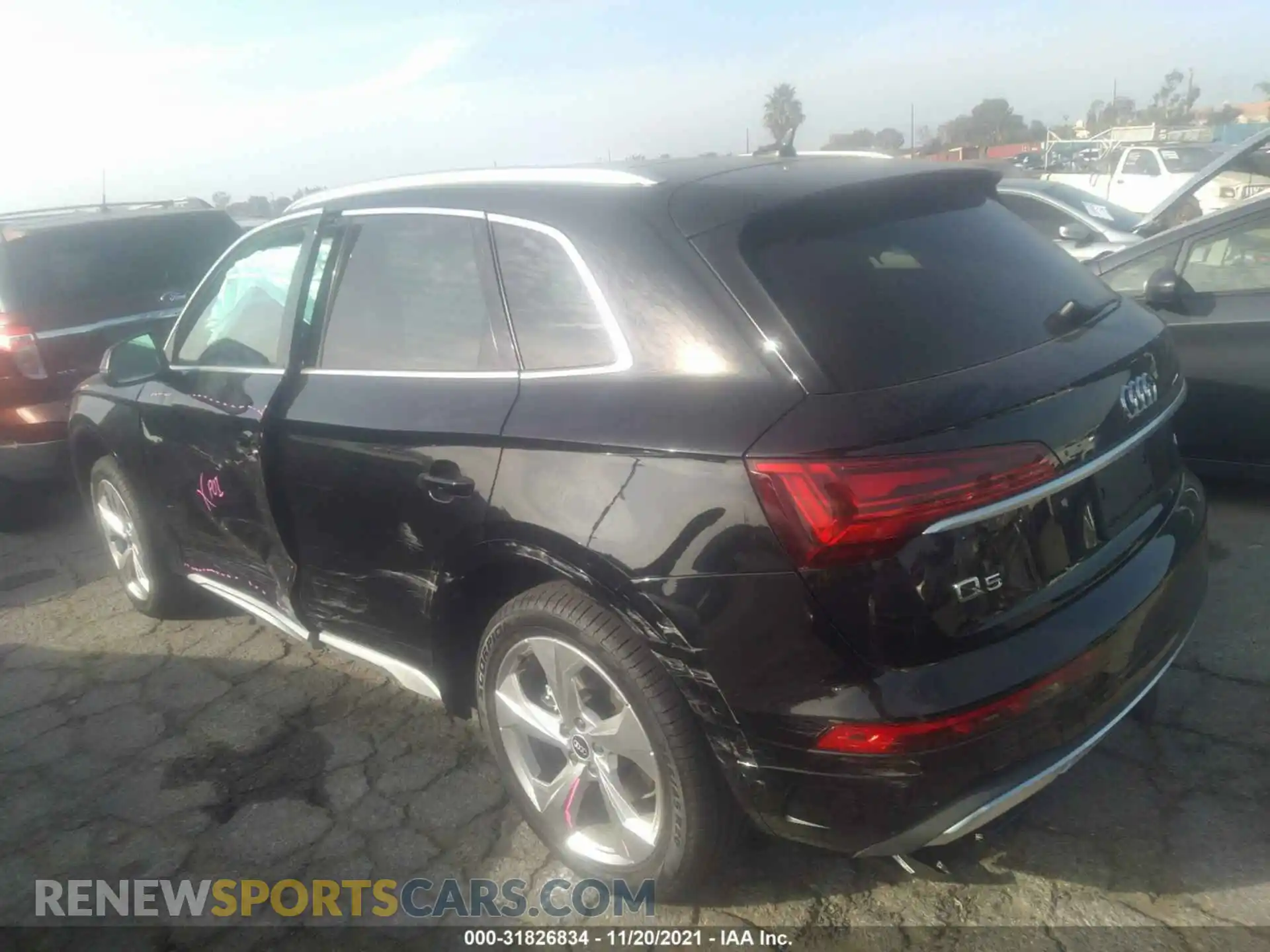 3 Photograph of a damaged car WA1BAAFYXM2115198 AUDI Q5 2021