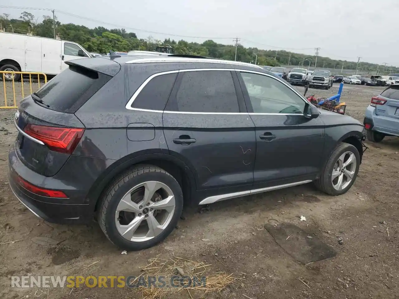 3 Photograph of a damaged car WA1CAAFY0M2022002 AUDI Q5 2021