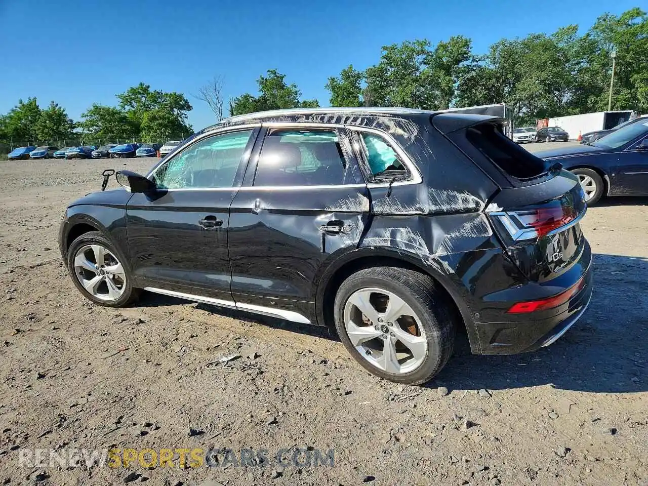 2 Photograph of a damaged car WA1CAAFY0M2032318 AUDI Q5 2021