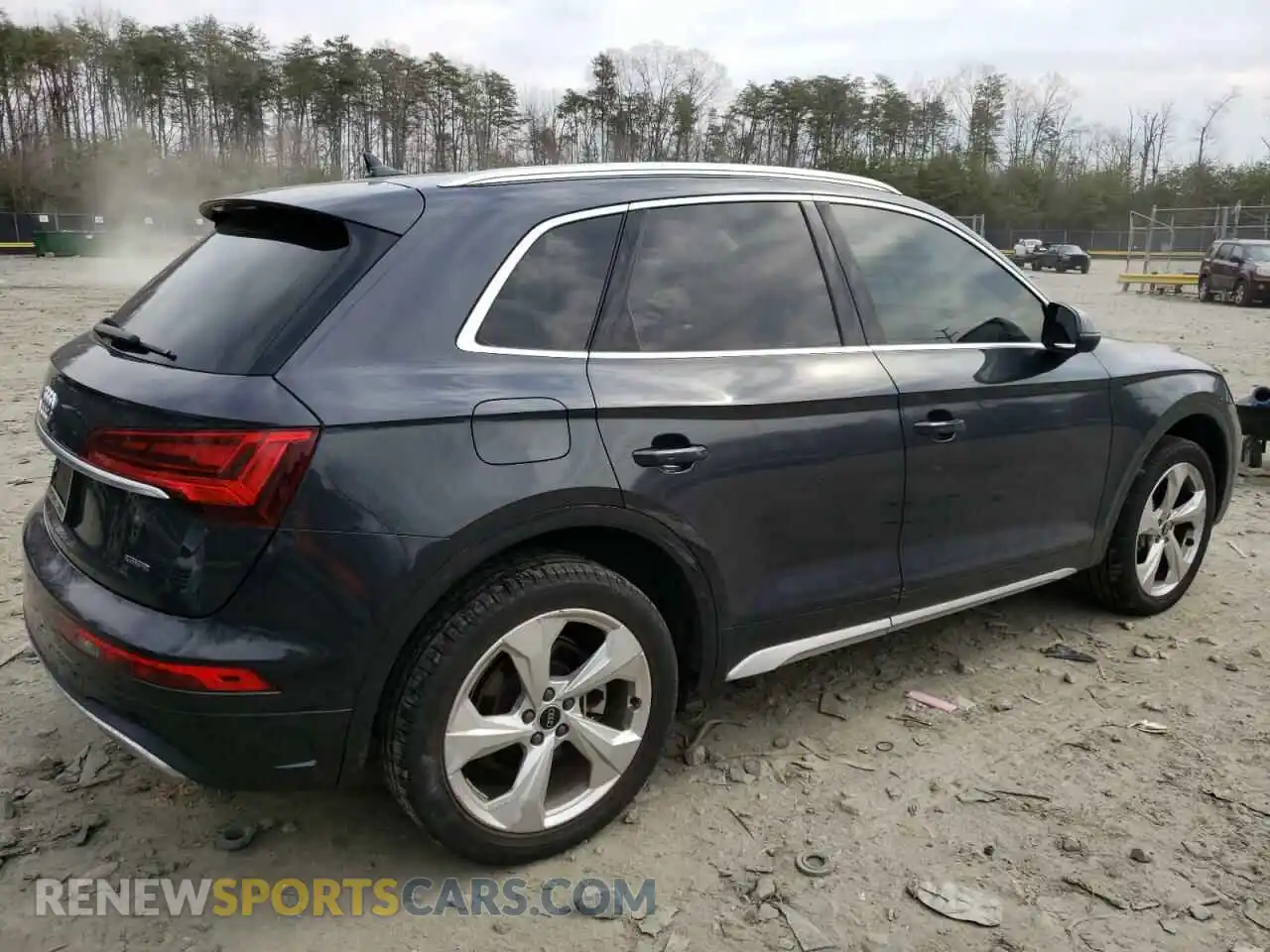 3 Photograph of a damaged car WA1CAAFY1M2028262 AUDI Q5 2021