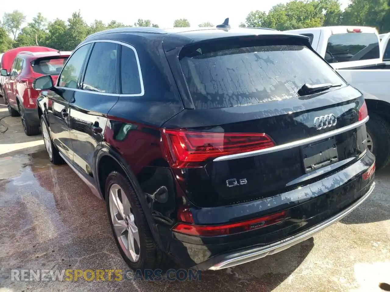 3 Photograph of a damaged car WA1CAAFY1M2059947 AUDI Q5 2021