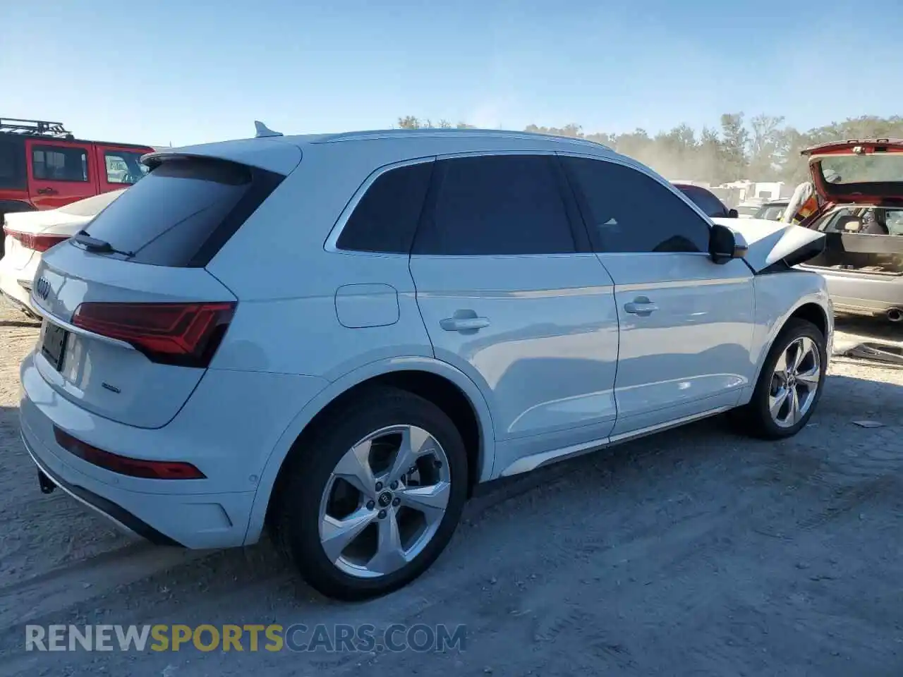 3 Photograph of a damaged car WA1CAAFY7M2102509 AUDI Q5 2021