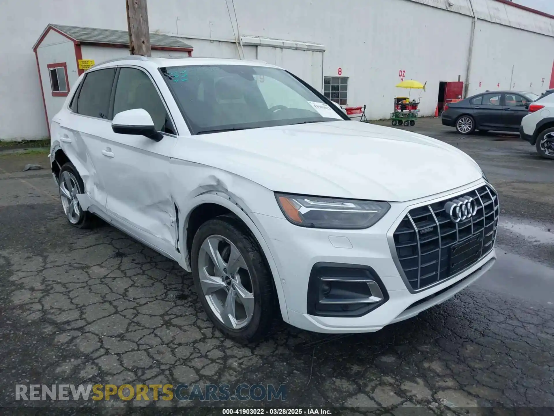 1 Photograph of a damaged car WA1CAAFY8M2099653 AUDI Q5 2021