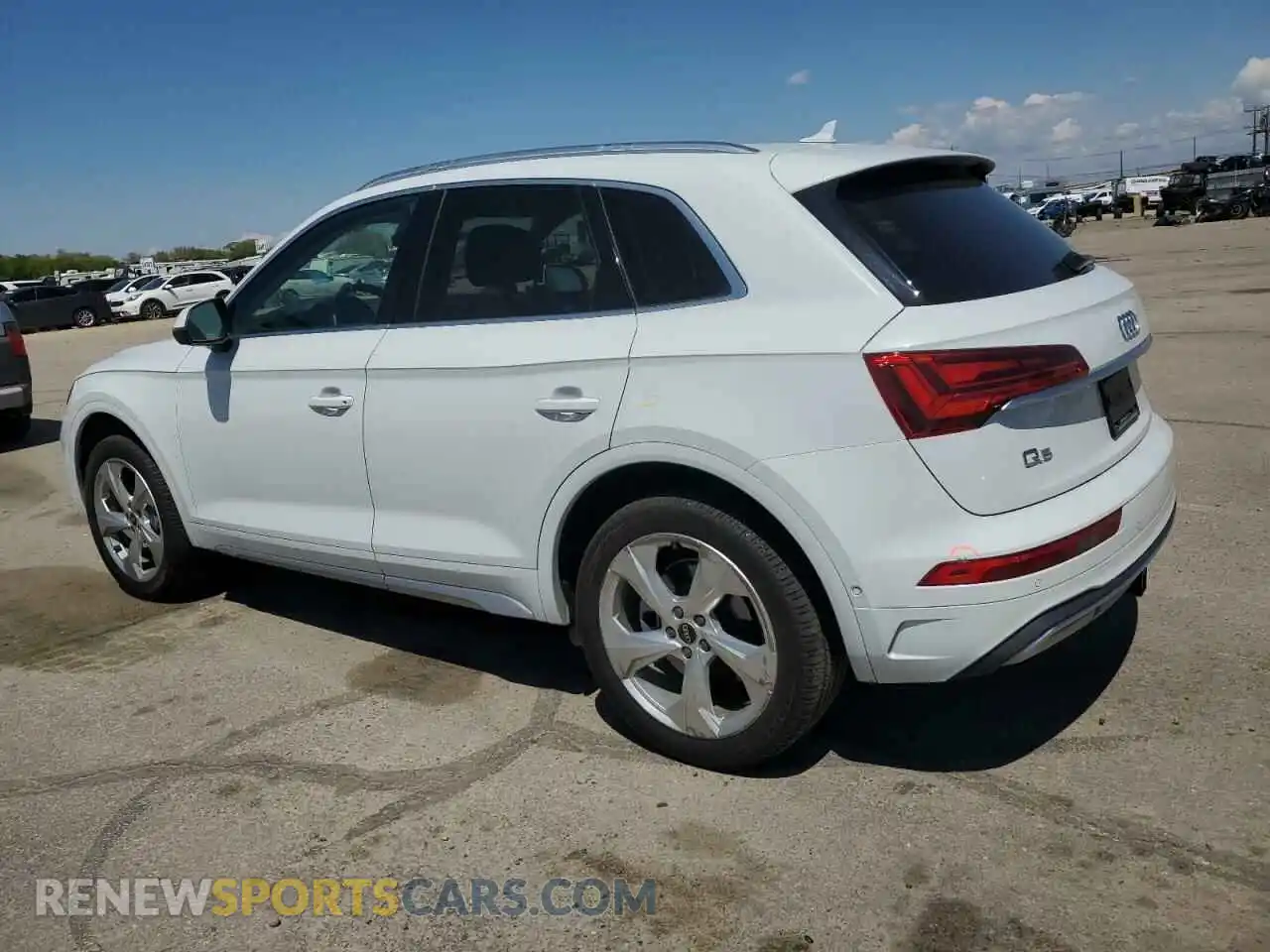 2 Photograph of a damaged car WA1CABFY8M2021671 AUDI Q5 2021