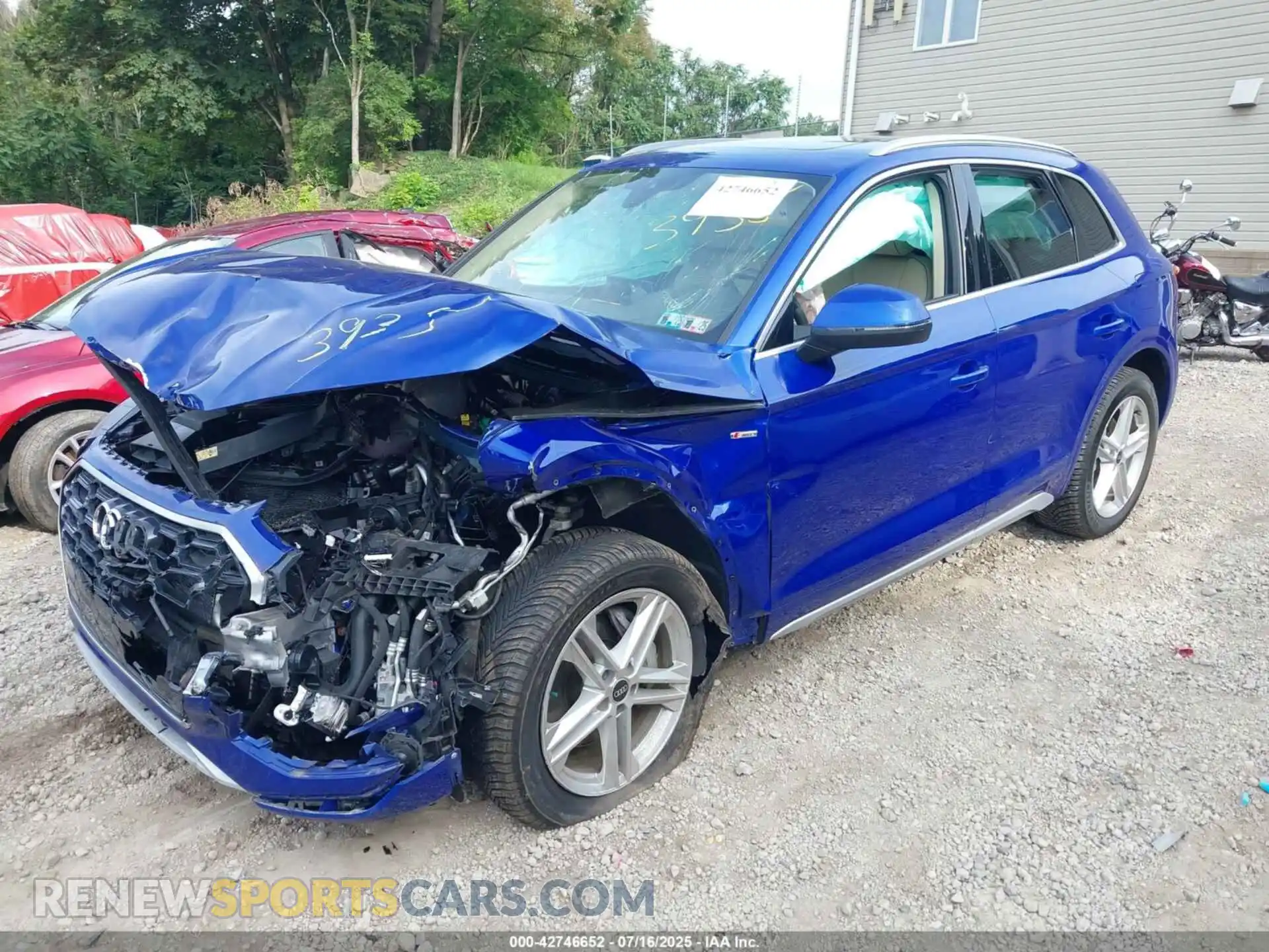 2 Photograph of a damaged car WA1E2AFY0M2053935 AUDI Q5 2021