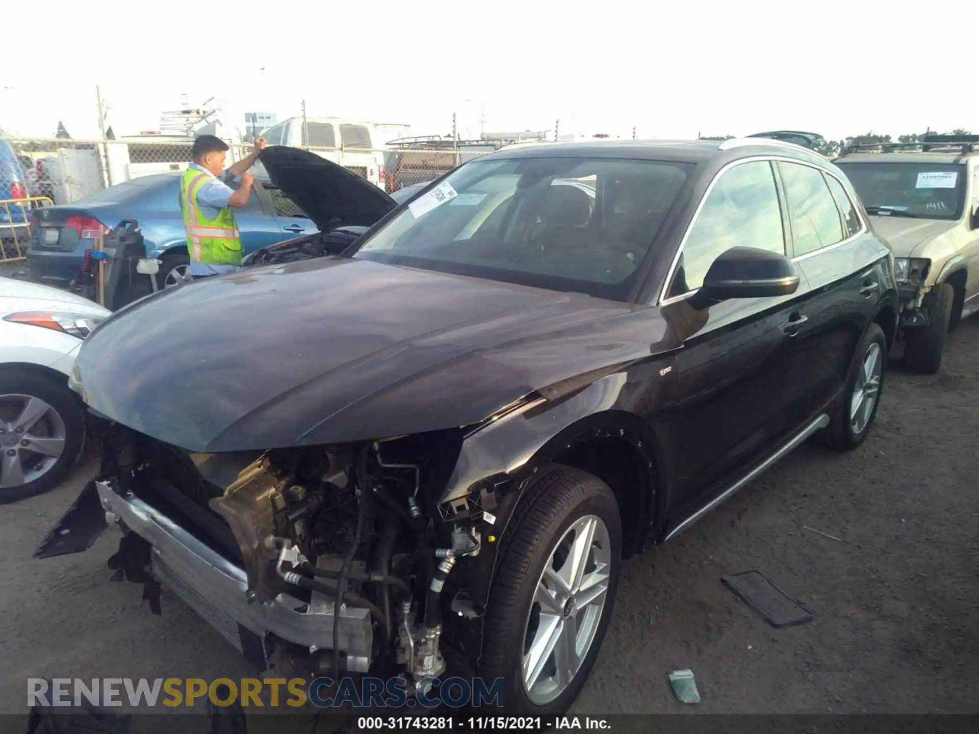 2 Photograph of a damaged car WA1E2AFY1M2042331 AUDI Q5 2021