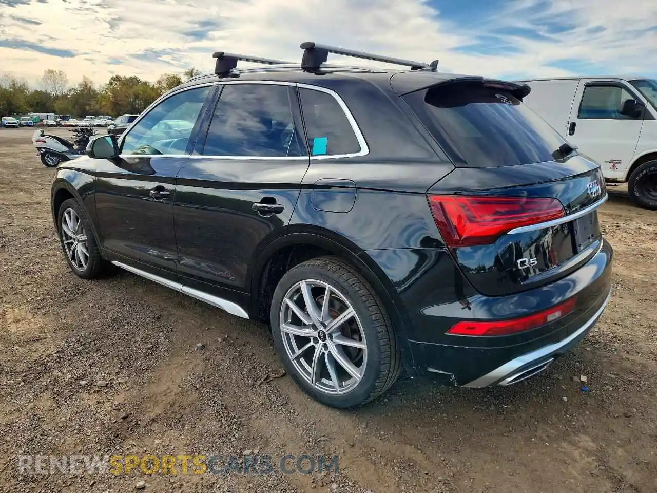 2 Photograph of a damaged car WA1E2AFY1M2118579 AUDI Q5 2021