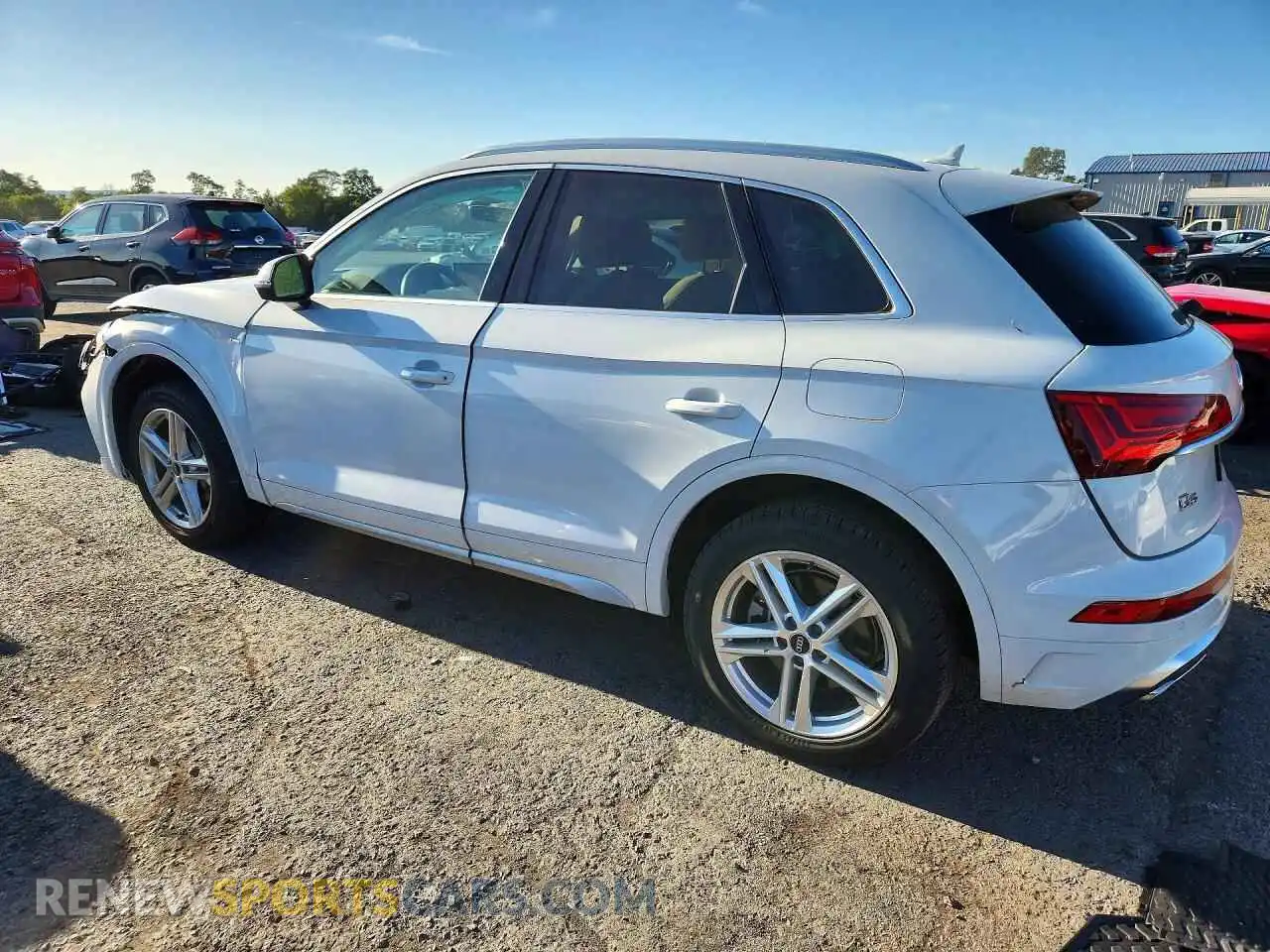 2 Photograph of a damaged car WA1E2AFY2M2048137 AUDI Q5 2021