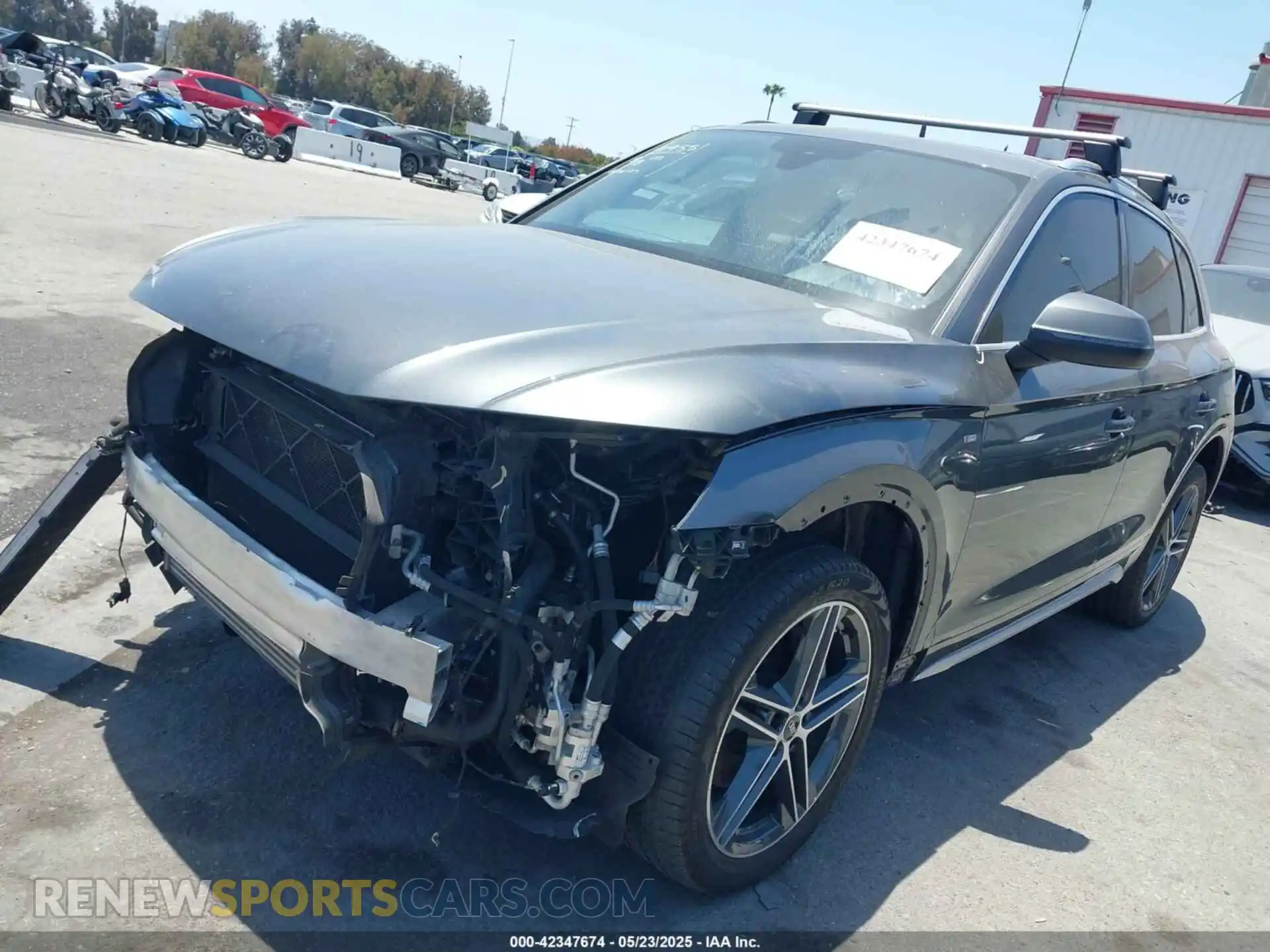 2 Photograph of a damaged car WA1E2AFY4M2130760 AUDI Q5 2021