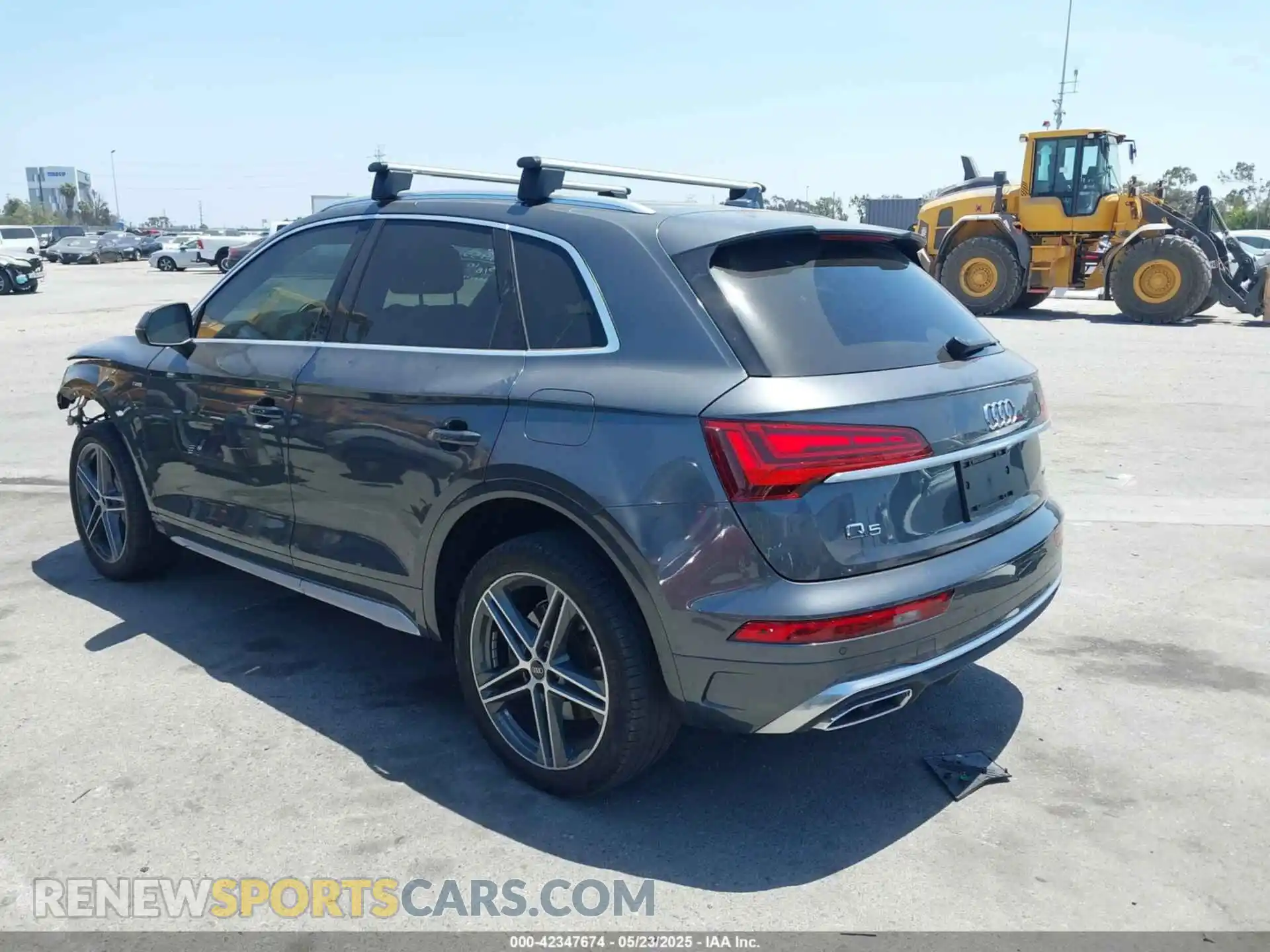 3 Photograph of a damaged car WA1E2AFY4M2130760 AUDI Q5 2021