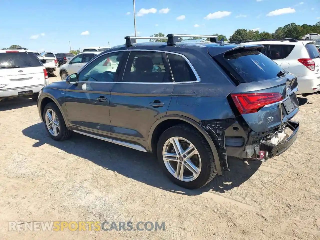2 Photograph of a damaged car WA1E2AFY5M2028559 AUDI Q5 2021