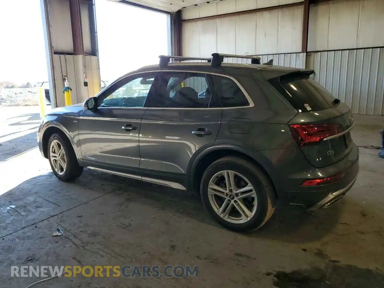 2 Photograph of a damaged car WA1E2AFY7M2046870 AUDI Q5 2021