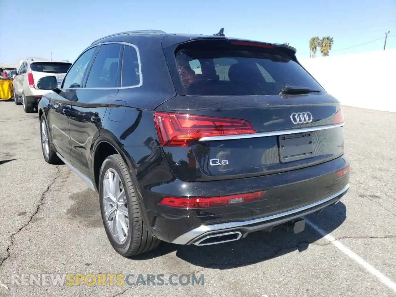 3 Photograph of a damaged car WA1E2AFY8M2060714 AUDI Q5 2021