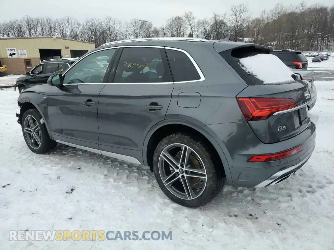 2 Photograph of a damaged car WA1E2AFY8M2066920 AUDI Q5 2021