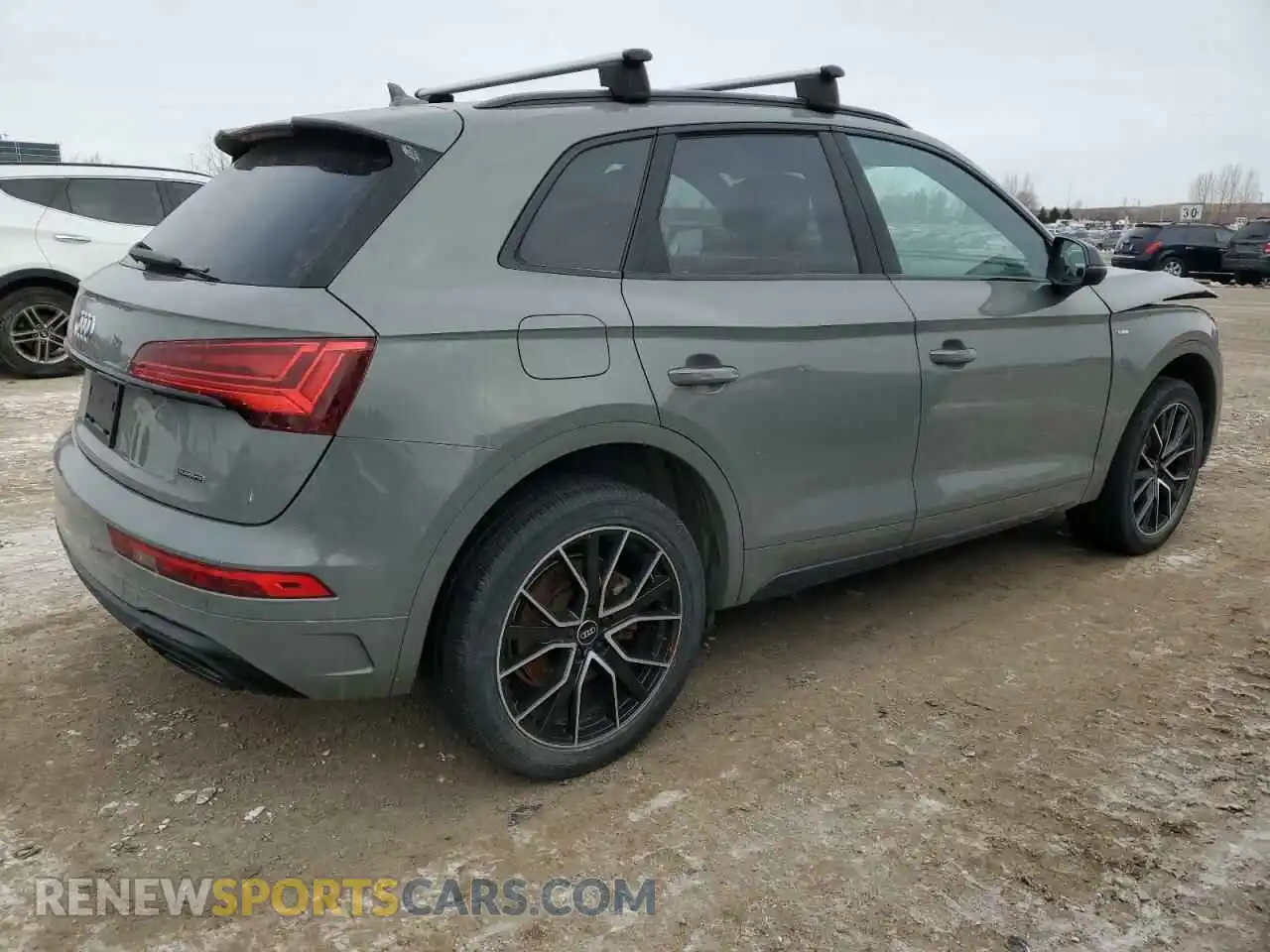 3 Photograph of a damaged car WA1EAAFY4M2055786 AUDI Q5 2021