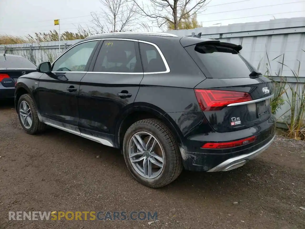 3 Photograph of a damaged car WA1EAAFY9M2026686 AUDI Q5 2021
