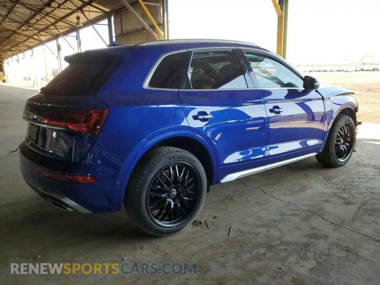 3 Photograph of a damaged car WA1F2AFY1M2084809 AUDI Q5 2021