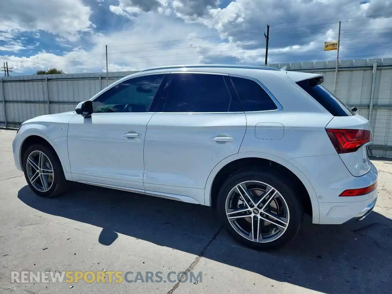 2 fotografías del automóvil dañado WA1F2BFY7M2044062 AUDI Q5 2021