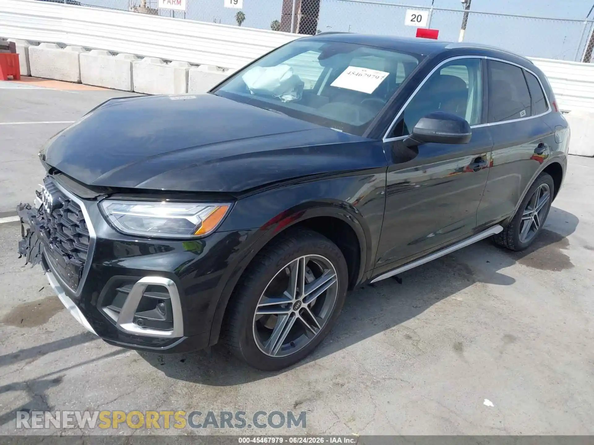 2 Photograph of a damaged car WA1G2AFY4M2029436 AUDI Q5 2021