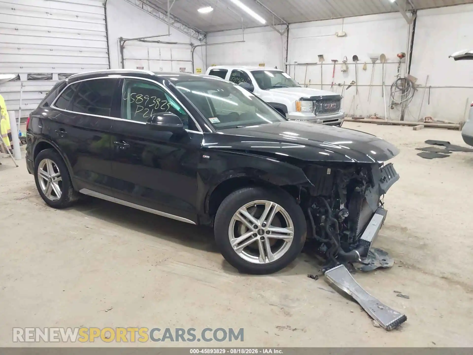 1 Photograph of a damaged car WA1G2AFY9M2026323 AUDI Q5 2021