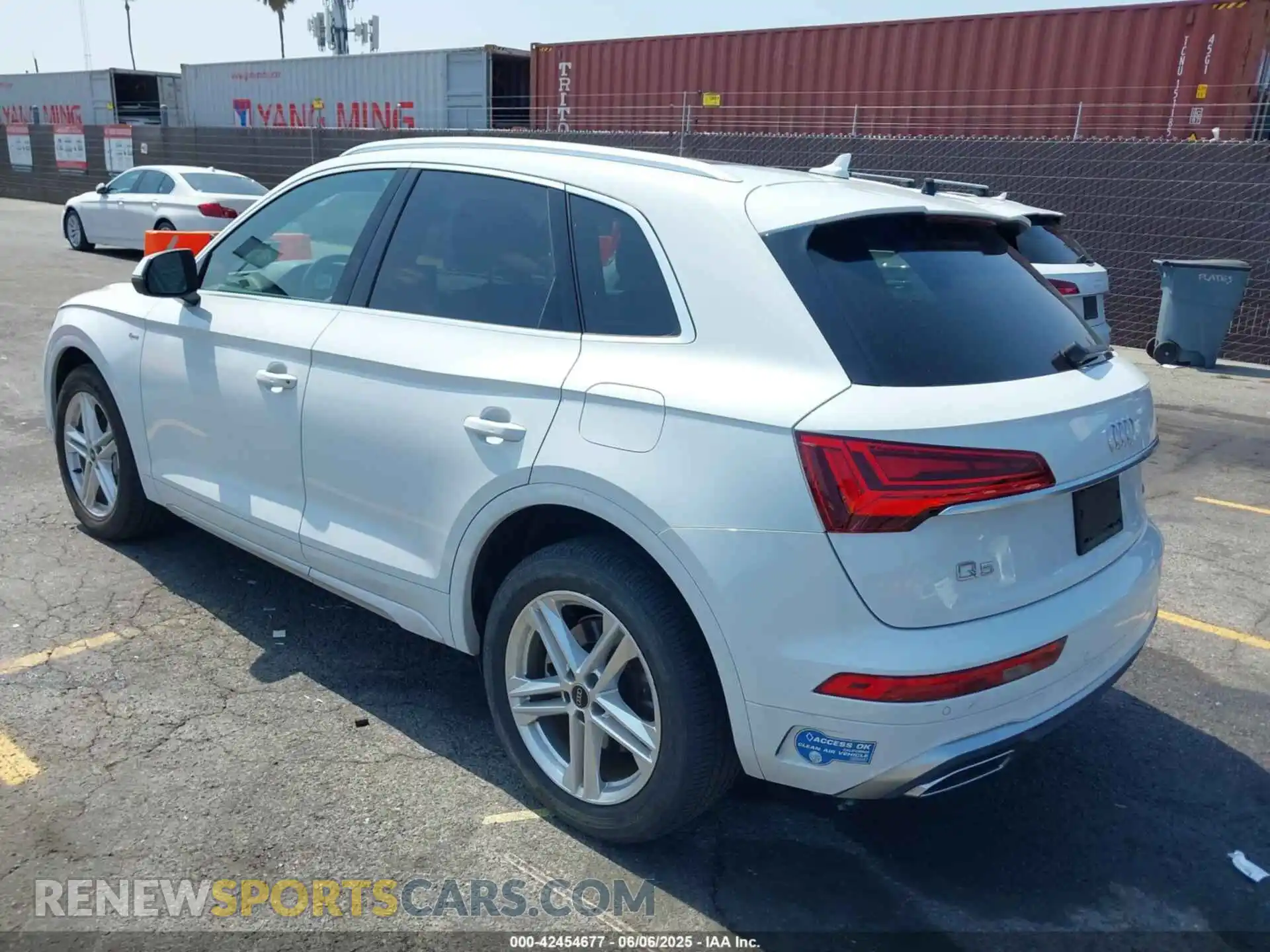 3 Photograph of a damaged car WA1G2AFY9M2040612 AUDI Q5 2021