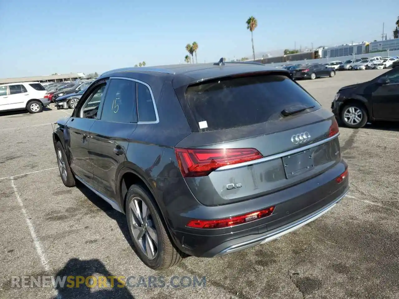 3 Photograph of a damaged car WA1BBAFY2N2109572 AUDI Q5 2022
