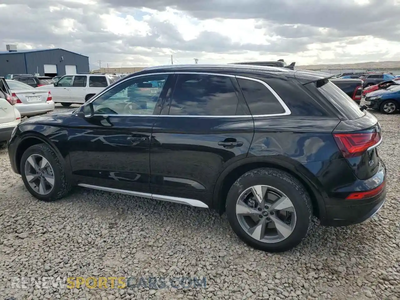 2 Photograph of a damaged car WA1BBAFYXN2116690 AUDI Q5 2022