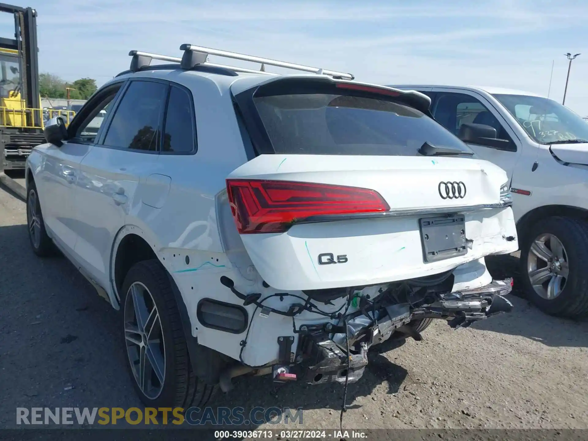 3 Photograph of a damaged car WA1E2AFY1N2081440 AUDI Q5 2022