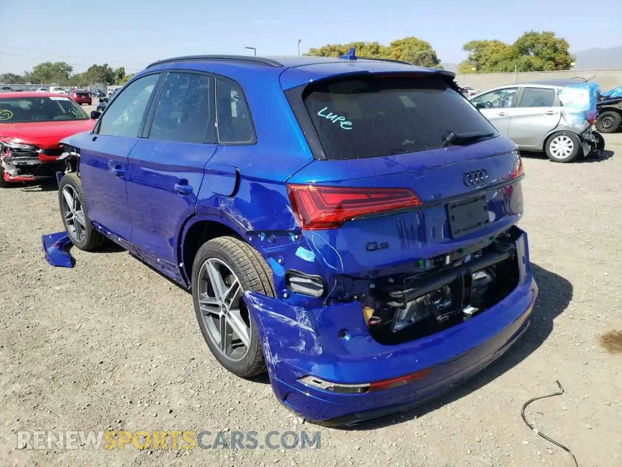 3 Photograph of a damaged car WA1E2AFY8N2061637 AUDI Q5 2022