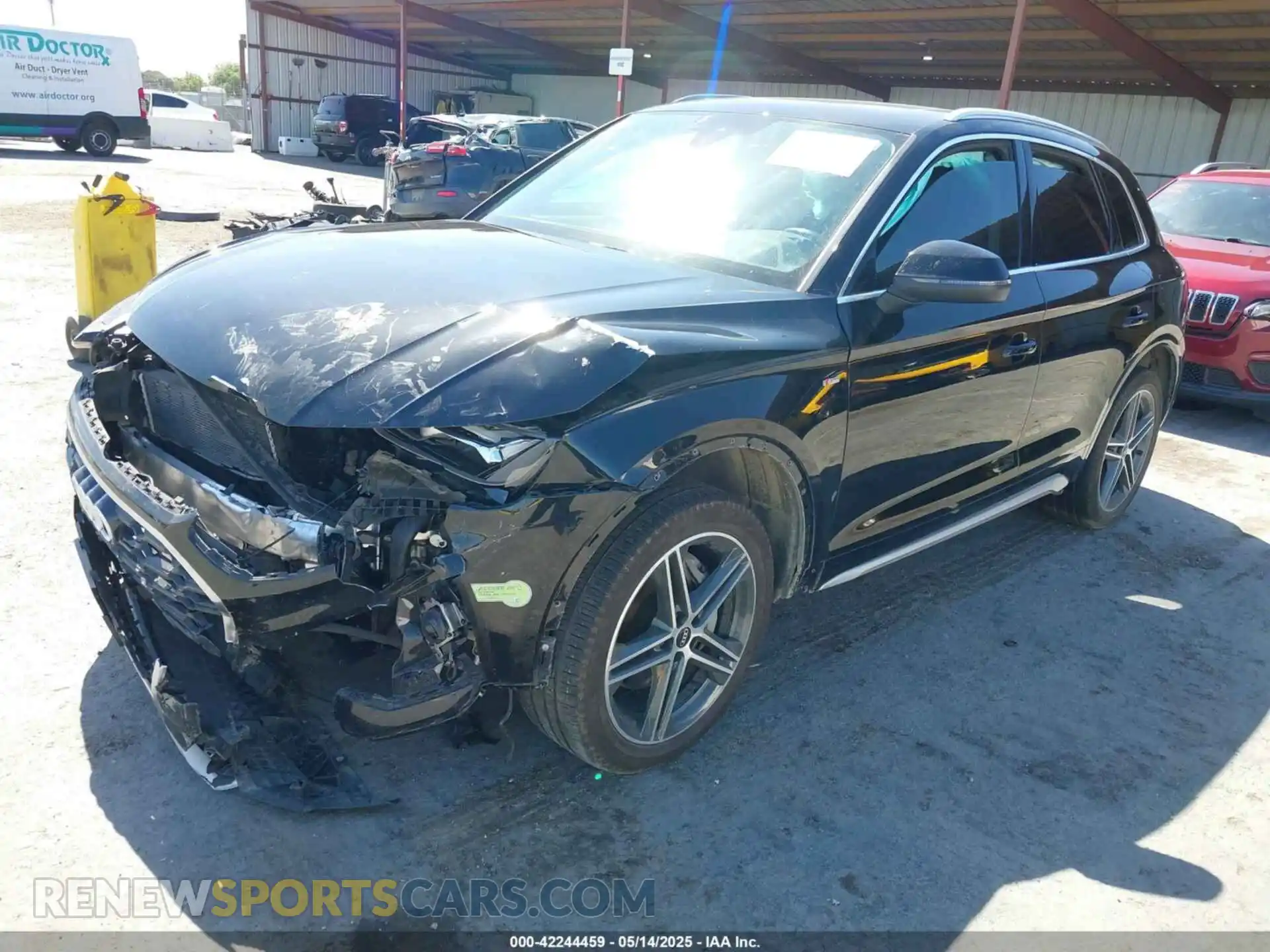 2 Photograph of a damaged car WA1E2AFYXN2014254 AUDI Q5 2022