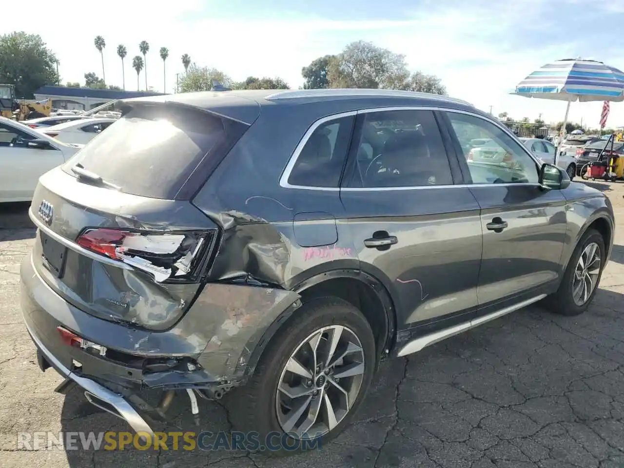 3 fotografías del automóvil dañado WA1EAAFY1N2104475 AUDI Q5 2022