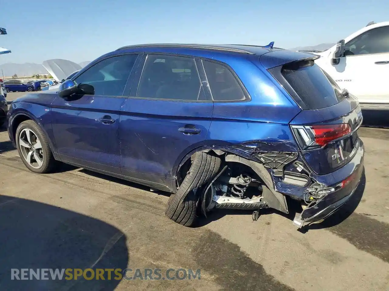 2 Photograph of a damaged car WA1EAAFY2N2009097 AUDI Q5 2022