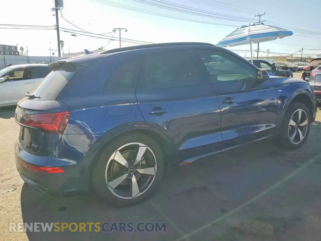 3 Photograph of a damaged car WA1EAAFY2N2009097 AUDI Q5 2022