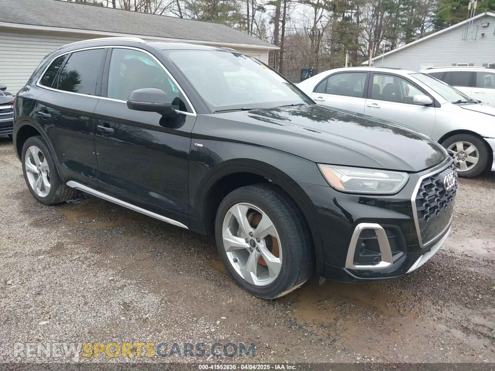 1 Photograph of a damaged car WA1EAAFY6N2034701 AUDI Q5 2022