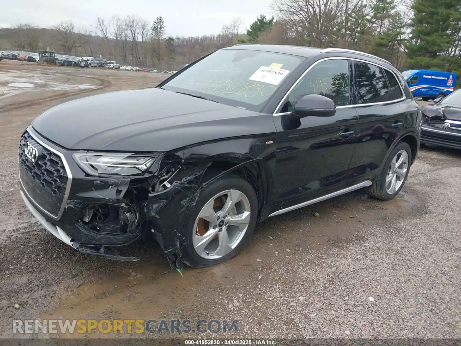 2 Photograph of a damaged car WA1EAAFY6N2034701 AUDI Q5 2022