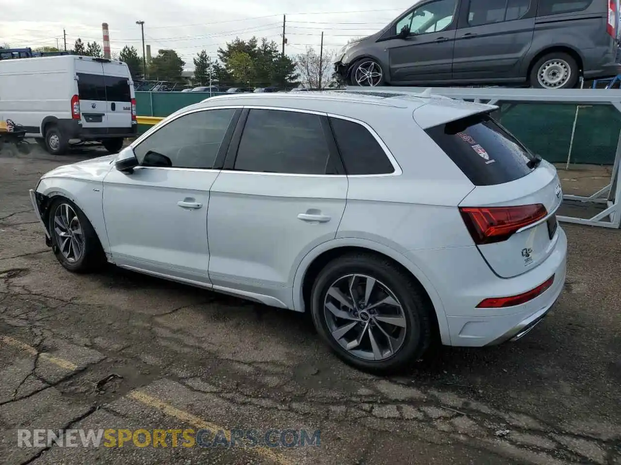2 Photograph of a damaged car WA1EAAFY7N2009449 AUDI Q5 2022