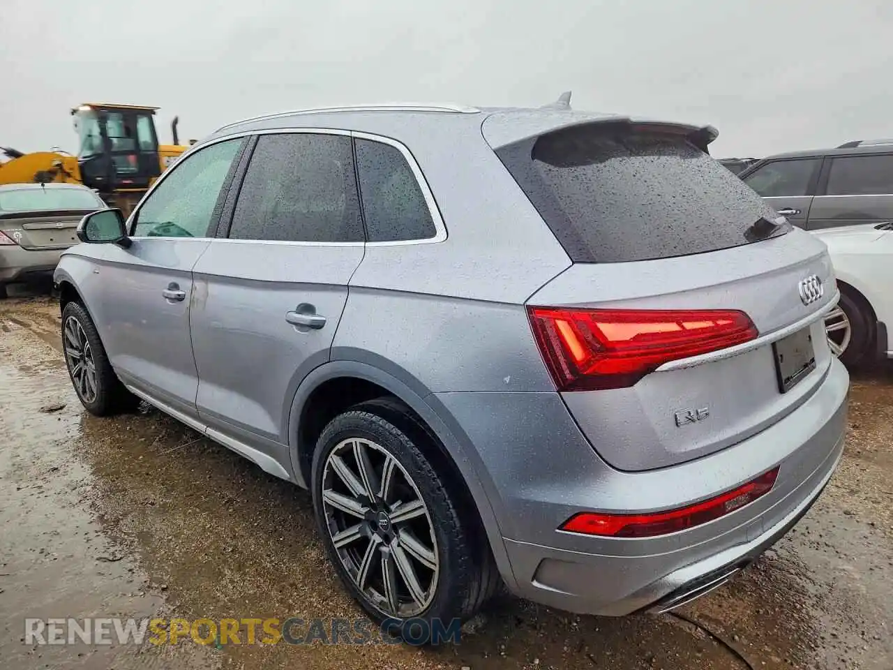 2 Photograph of a damaged car WA1EAAFY8N2012389 AUDI Q5 2022