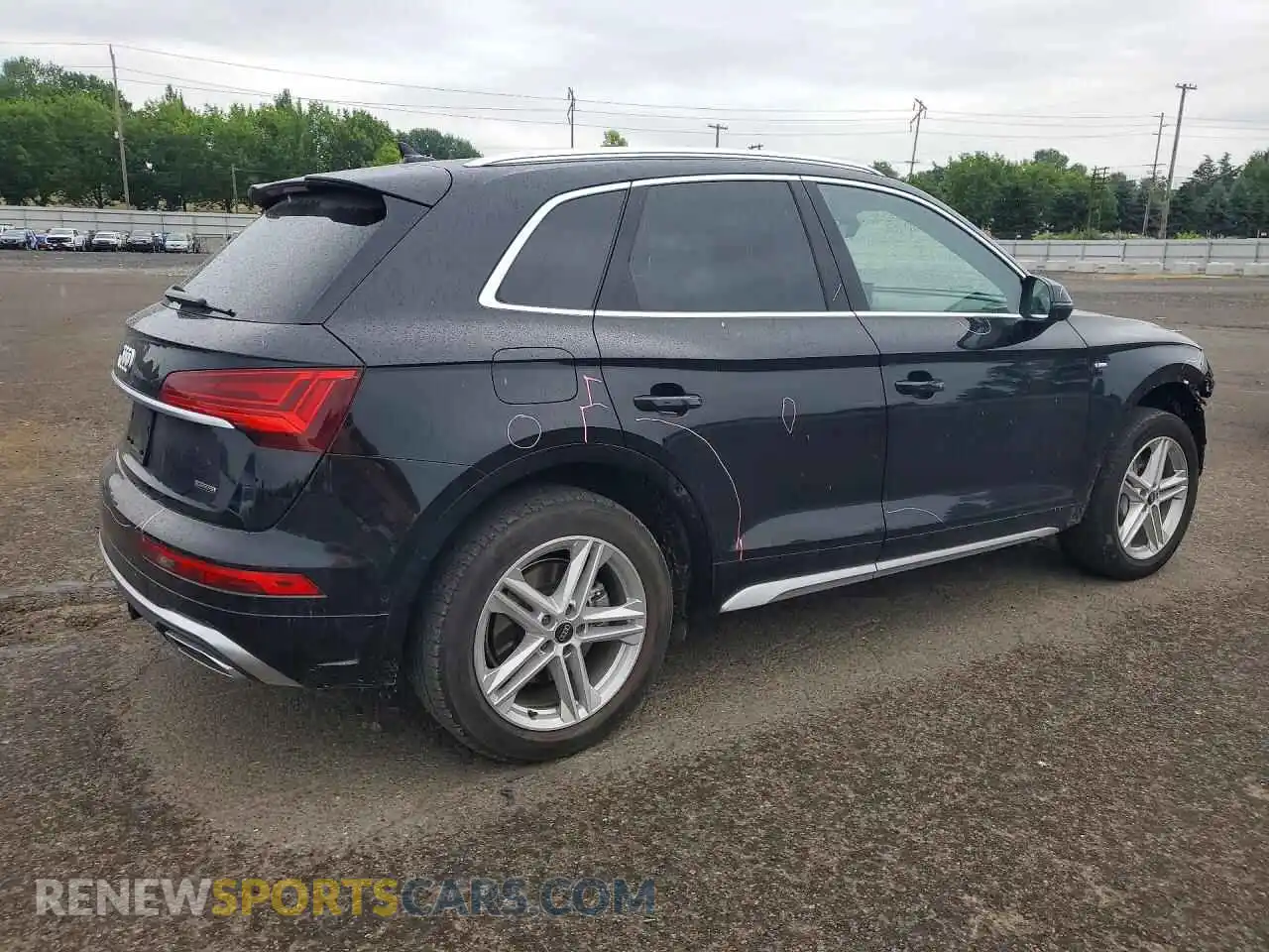 3 Photograph of a damaged car WA1F2AFY2N2073349 AUDI Q5 2022