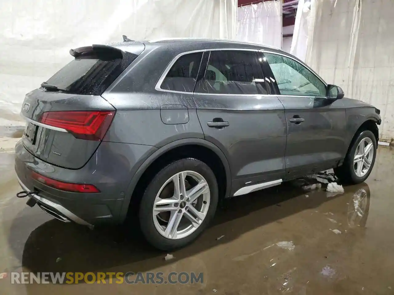 3 Photograph of a damaged car WA1F2AFY4N2075538 AUDI Q5 2022