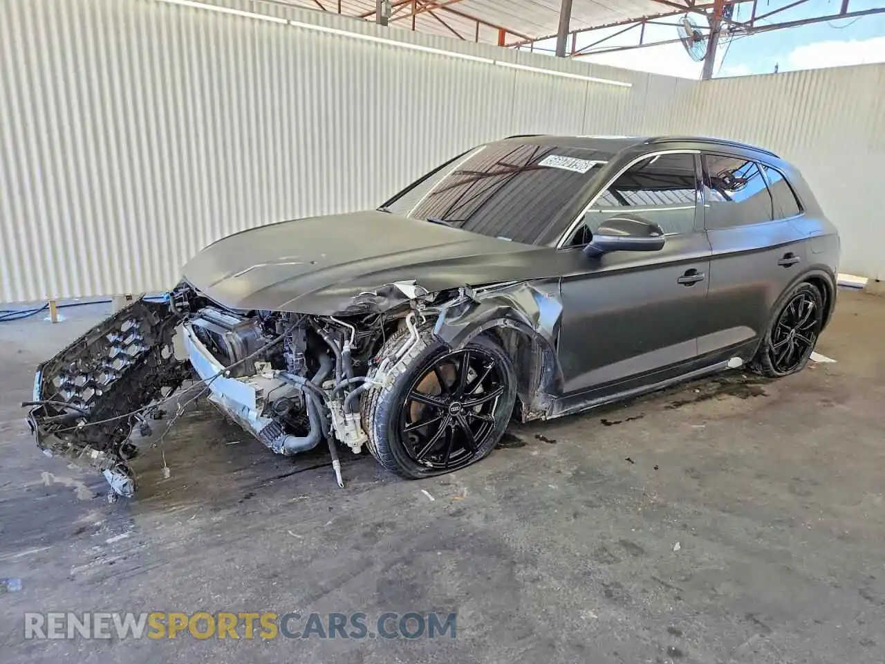 1 Photograph of a damaged car WA1F2AFY9N2081383 AUDI Q5 2022