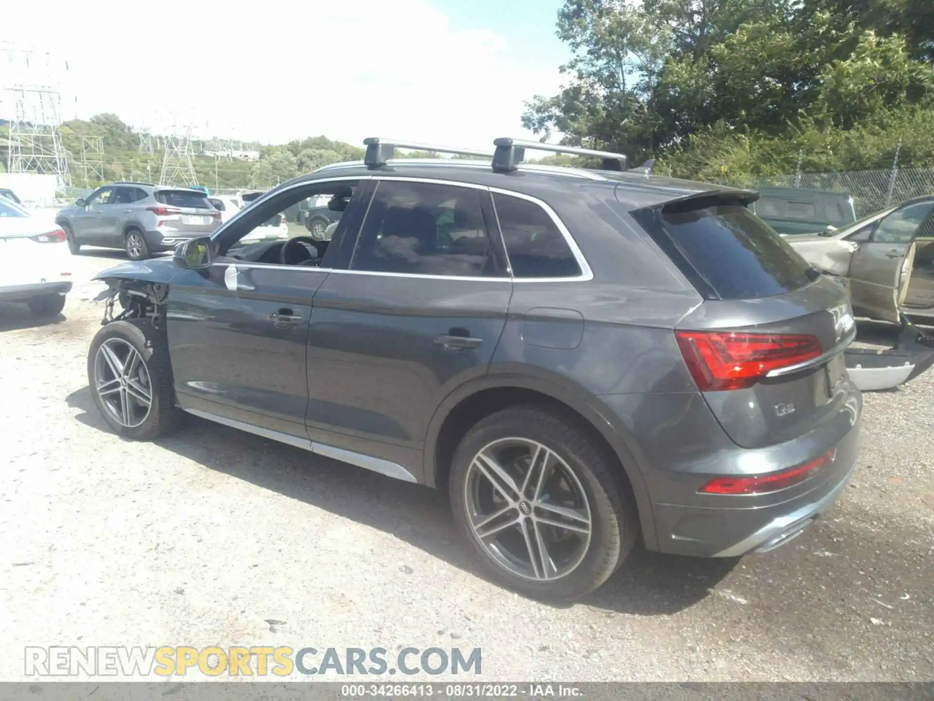 3 Photograph of a damaged car WA1G2AFY2N2008196 AUDI Q5 2022